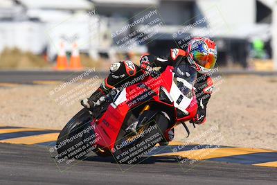 media/Jan-14-2024-SoCal Trackdays (Sun) [[2e55ec21a6]]/Turn 16 Set 2 (1125am)/